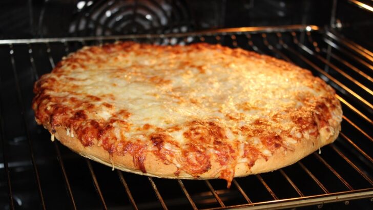 Can You Bake Frozen Pizza Directly on the Oven Rack?